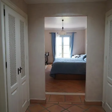Adosado For Rent In Sotogrande Chalet *