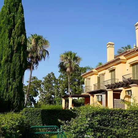 Chalet Adosado For Rent In Sotogrande San Roque (Andalucia)