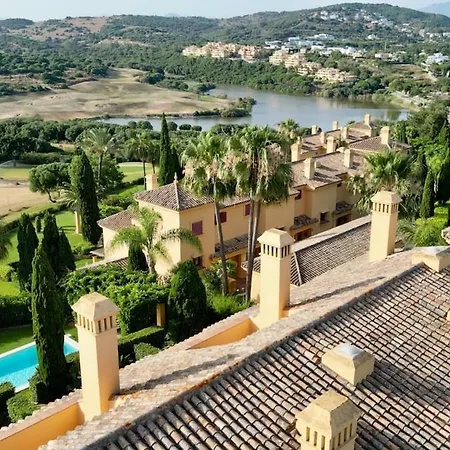 Chalet Adosado For Rent In Sotogrande *